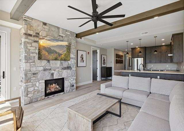 Highlands of the Smokies Condo 304 2 Bedroom Luxury Rental in Gatlinburg TN