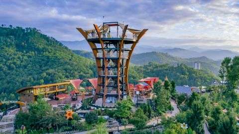 Free Attractions Tickets as our Guest in Gatlinburg with Highlands of the Smokies